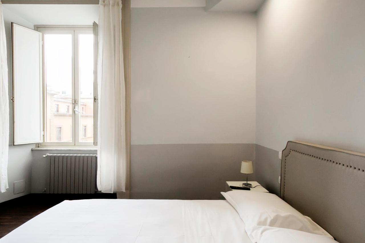 Hotel Dm69 - Termini Monti Crossroads Rom Exterior foto