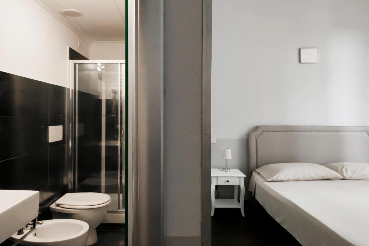 Hotel Dm69 - Termini Monti Crossroads Rom Exterior foto