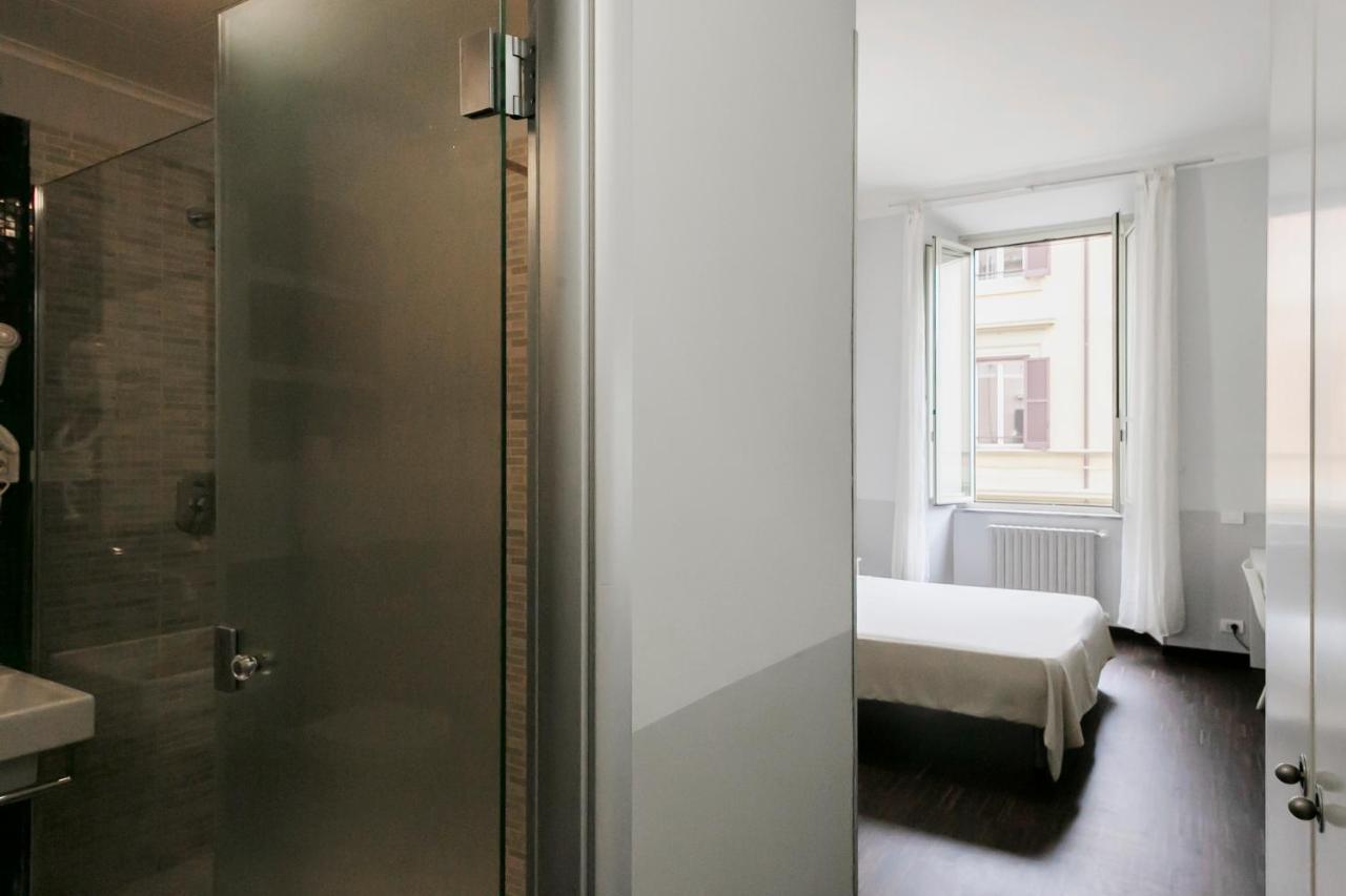 Hotel Dm69 - Termini Monti Crossroads Rom Exterior foto