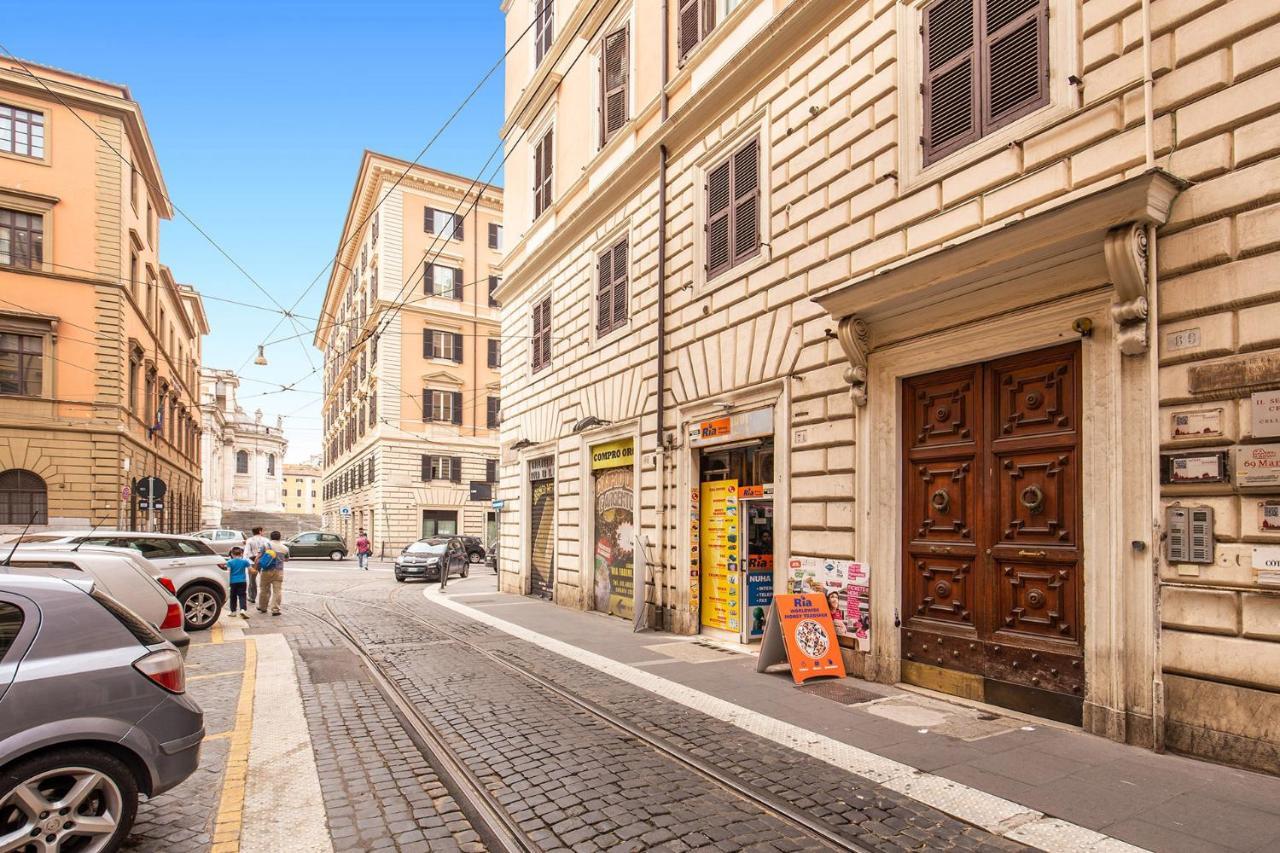 Hotel Dm69 - Termini Monti Crossroads Rom Exterior foto