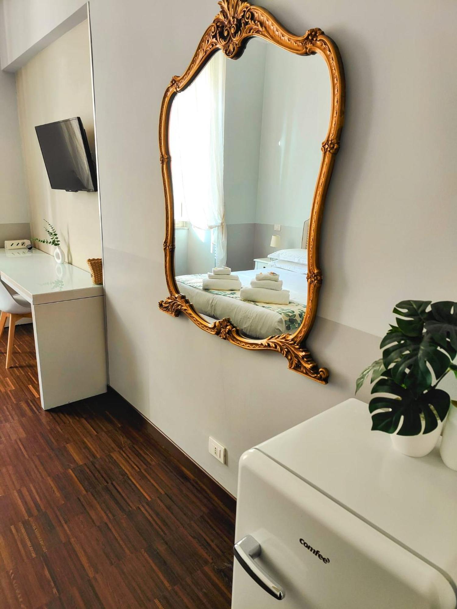 Hotel Dm69 - Termini Monti Crossroads Rom Exterior foto