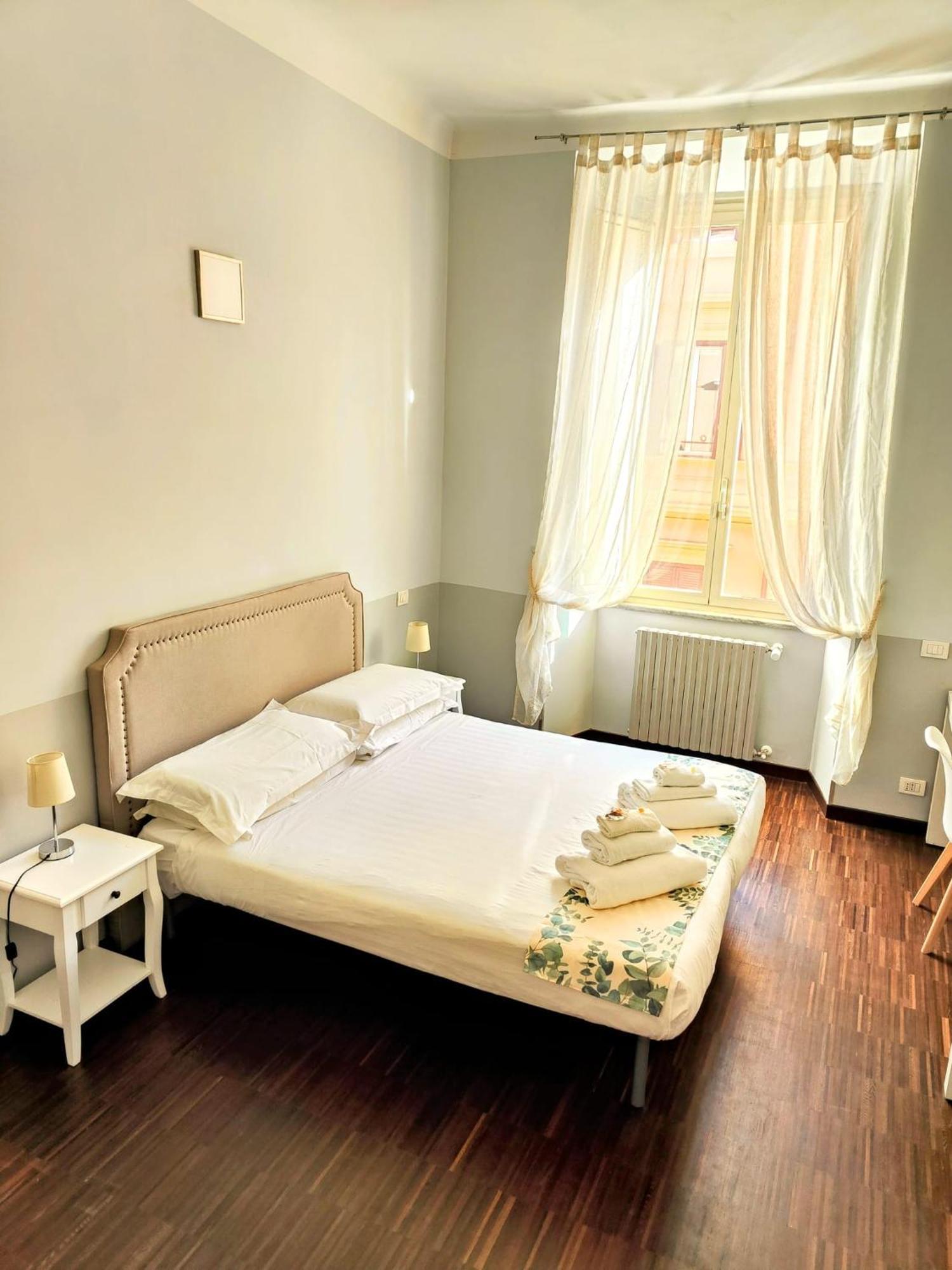 Hotel Dm69 - Termini Monti Crossroads Rom Exterior foto