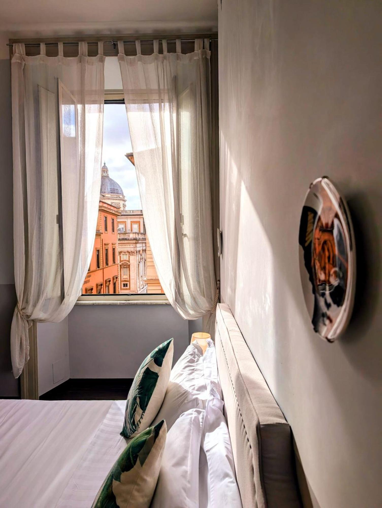 Hotel Dm69 - Termini Monti Crossroads Rom Exterior foto
