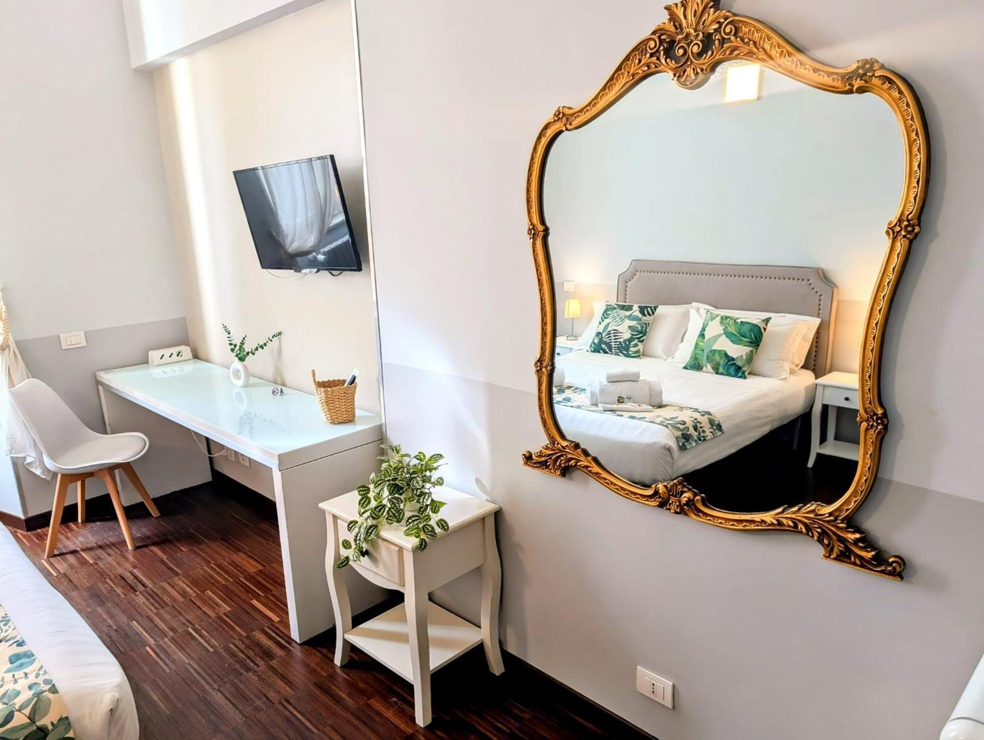Hotel Dm69 - Termini Monti Crossroads Rom Exterior foto